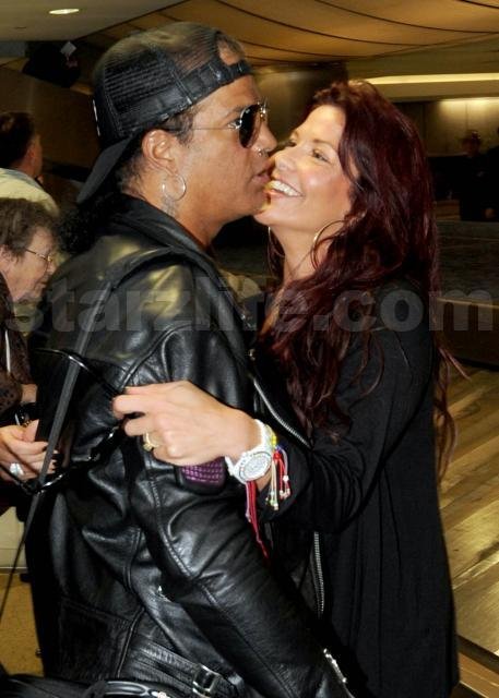 Slash and Perla Ferrar Hudson happy and in love again